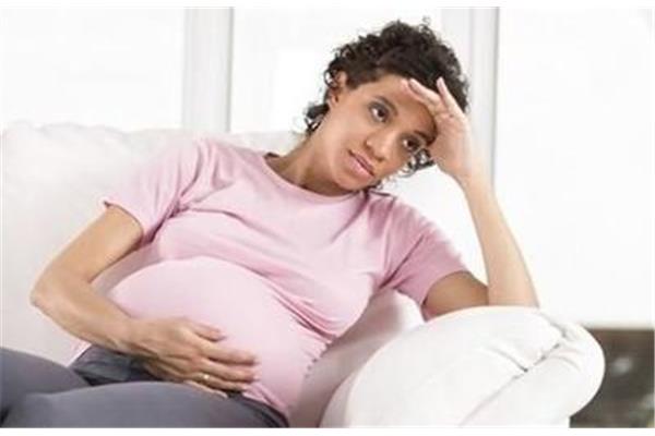 孕期抑郁的症状有哪些,孕期抑郁的症状和原因有哪些?