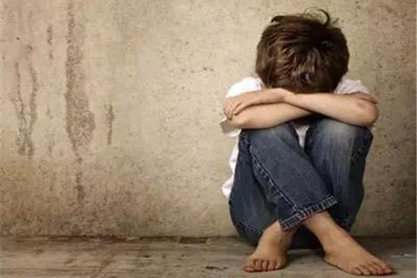 孩子抑郁了该怎么办?父母如何开导患有抑郁症的儿童