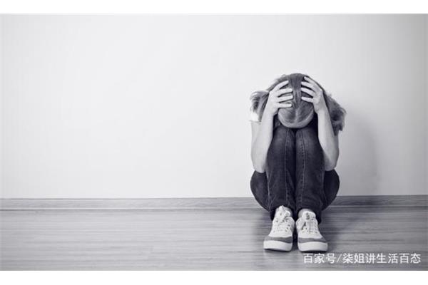 如何理解青少年的抑郁症?青少年抑郁症有哪些表现?